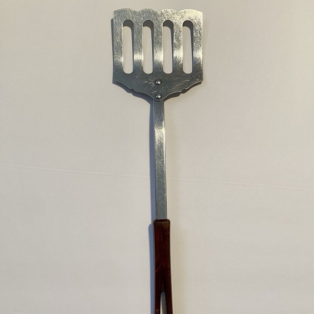 Vintage! 13" Stainless Curved Slotted Spatula Turner Red Maroon Bakelite Handle